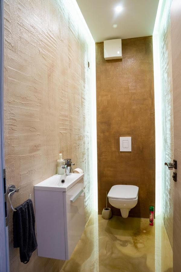 Dream 2 With Free Parking Apartment